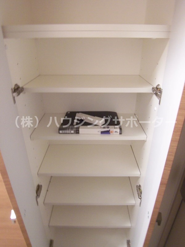 スパシエ八王子クレストタワー 玄関