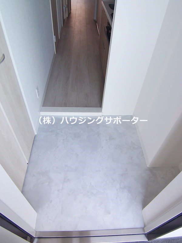 トレジャー西八王子 玄関