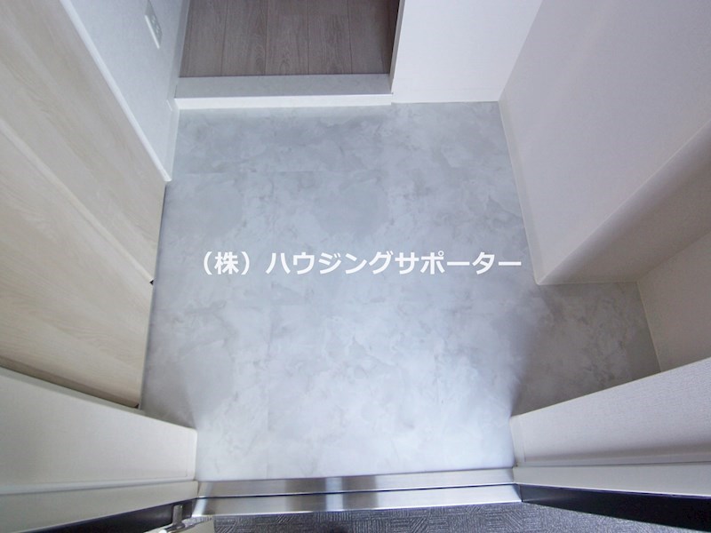 トレジャー西八王子 玄関