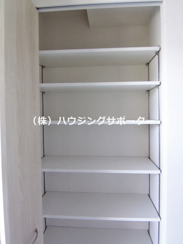 トレジャー西八王子 収納