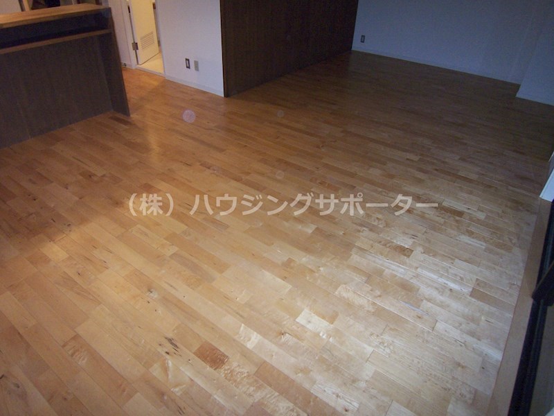 T・フラッツ リビング