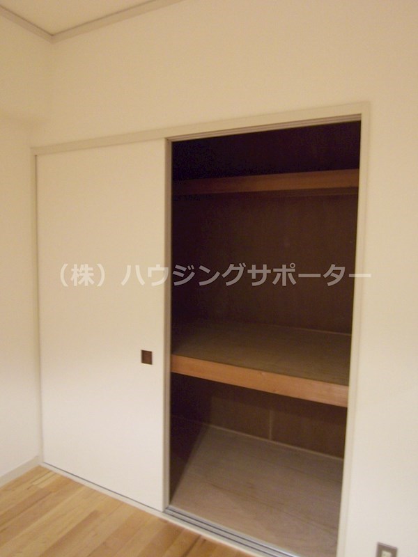T・フラッツ ベッドルーム