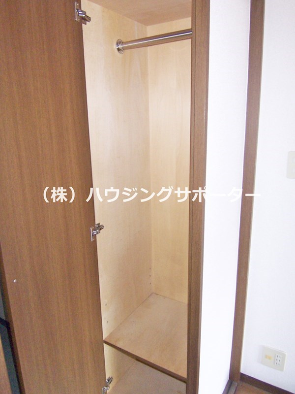 子安TYビル 収納