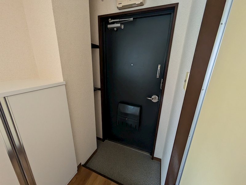 浅野ビル 玄関