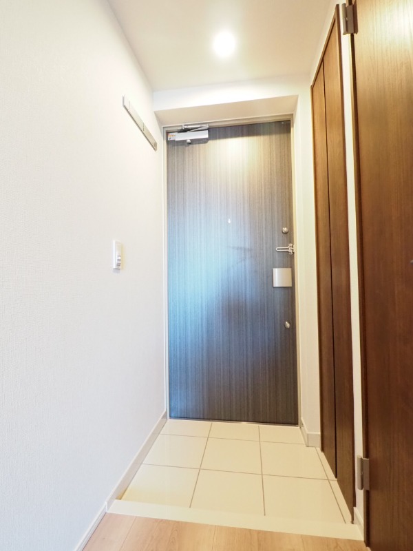 ドゥーエ梅屋敷 玄関