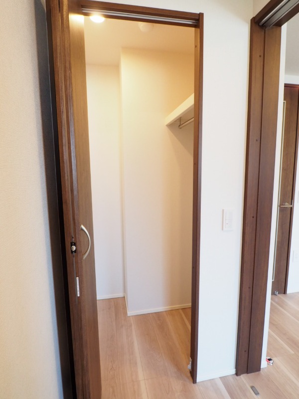 ドゥーエ梅屋敷 収納