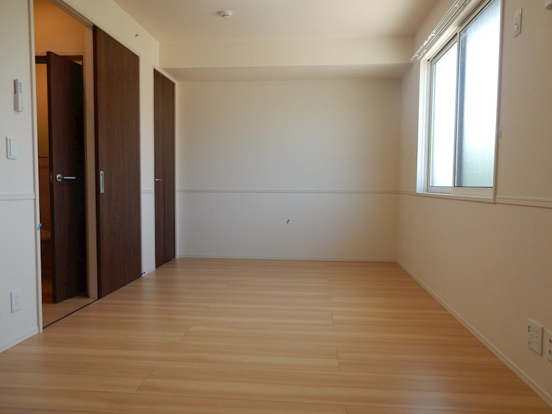 アイリス リビング