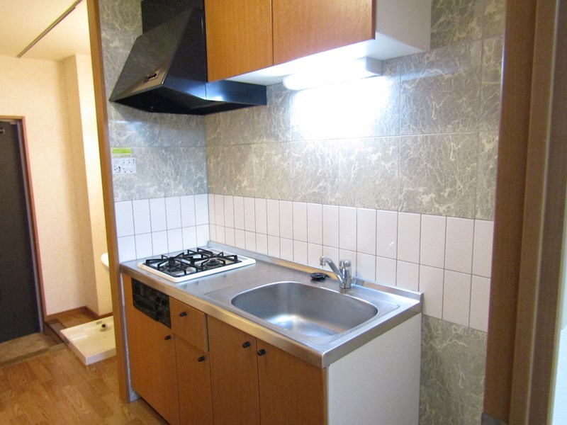 エバーレジデンスA キッチン