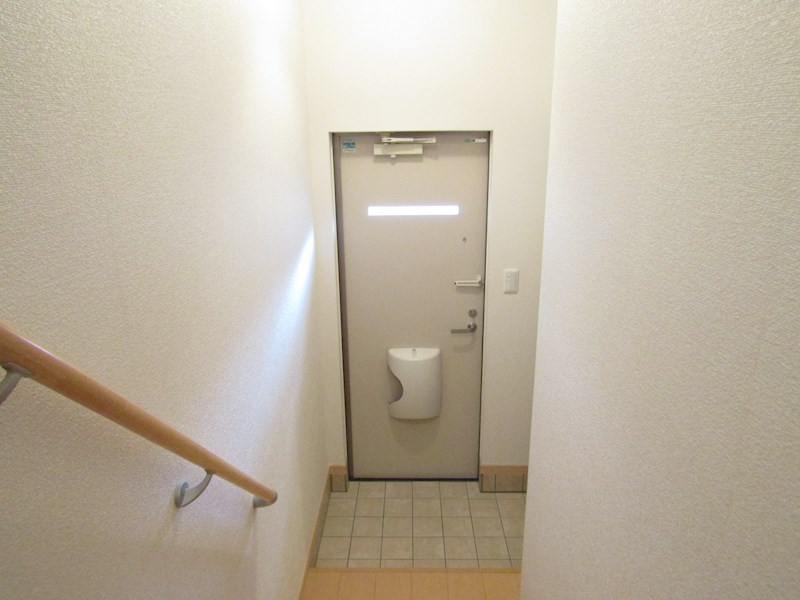 サニーウェル岩滑Ⅲ 玄関