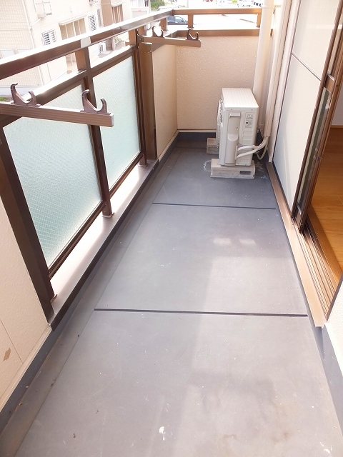 ファミール大橋 ベランダ