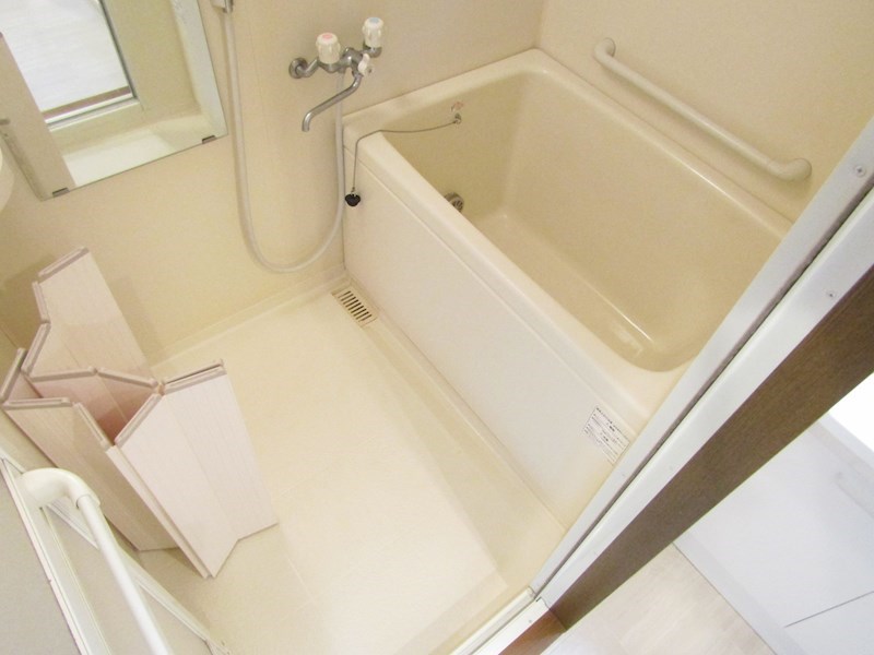 カーサコモダ新舞子　A 風呂画像