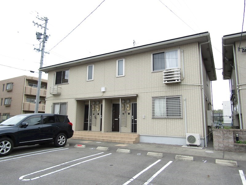 コンフォートA 201号室 外観