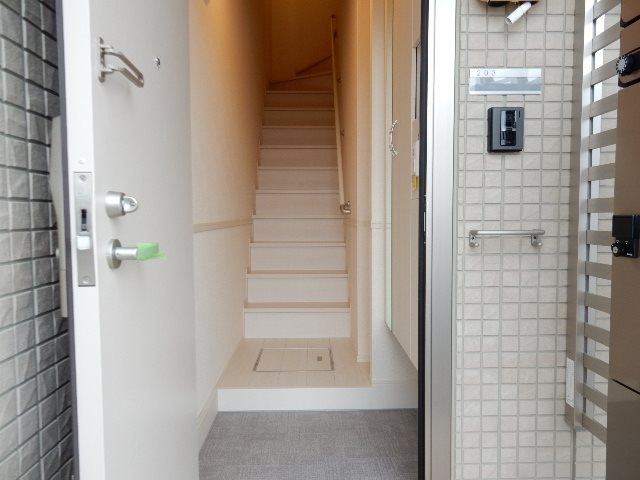 ルミエールASUKA 玄関