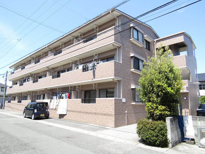 コーラル半田 305号室 外観