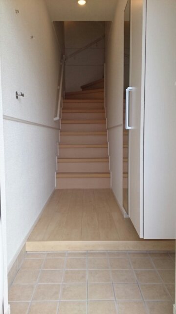 ワンピース知多 玄関