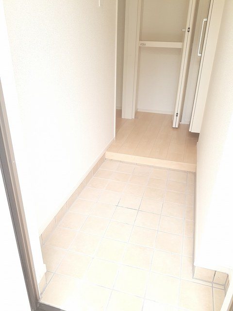 ルミエール 玄関