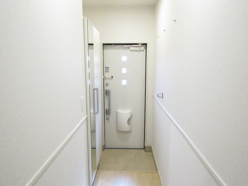 リファインⅢ 玄関