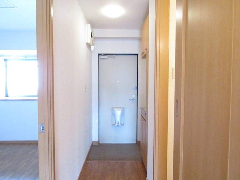 イーメゾンズ豊倉 玄関