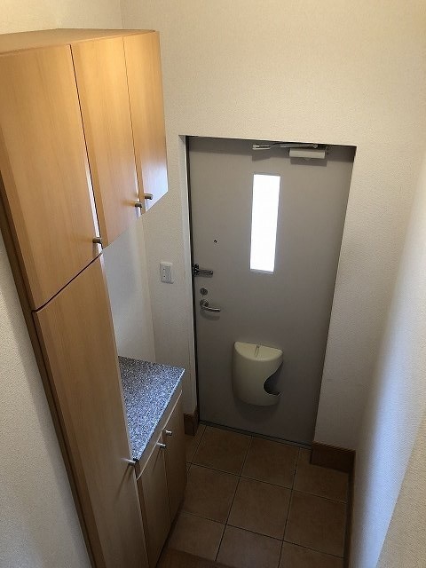 カーサ・ヴィオラ 玄関