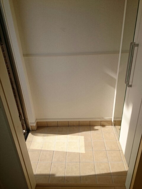 メイプル　タウン 玄関