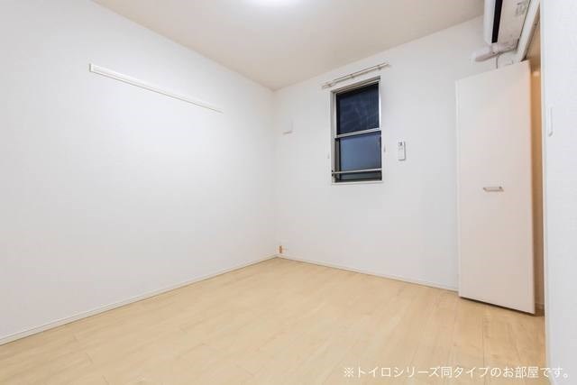 フローラ ベッドルーム