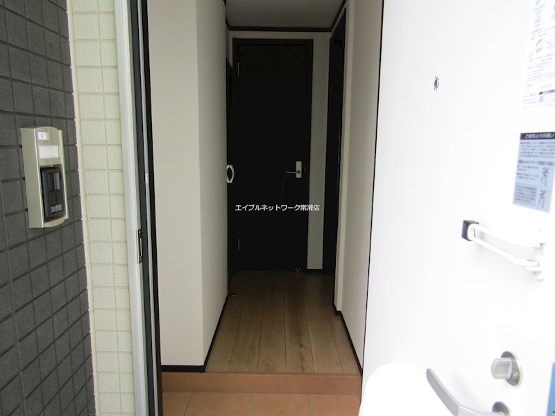 Speciale 玄関