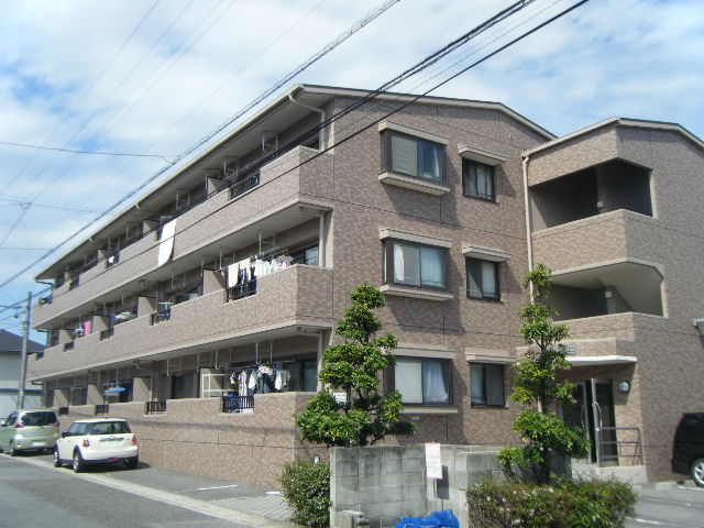 コーラル半田 201号室 外観