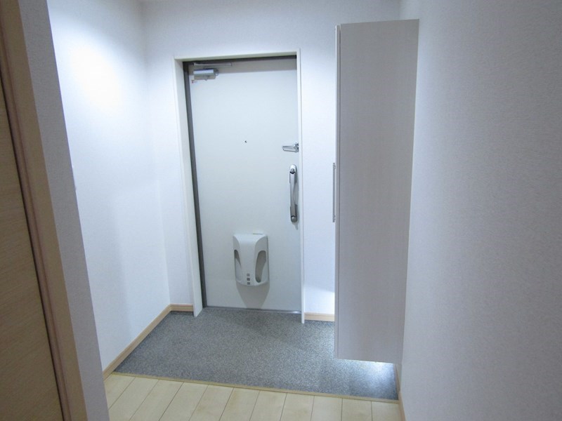 HSスパリア 玄関