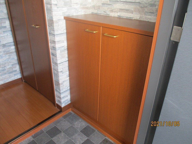 グレイス港町 玄関