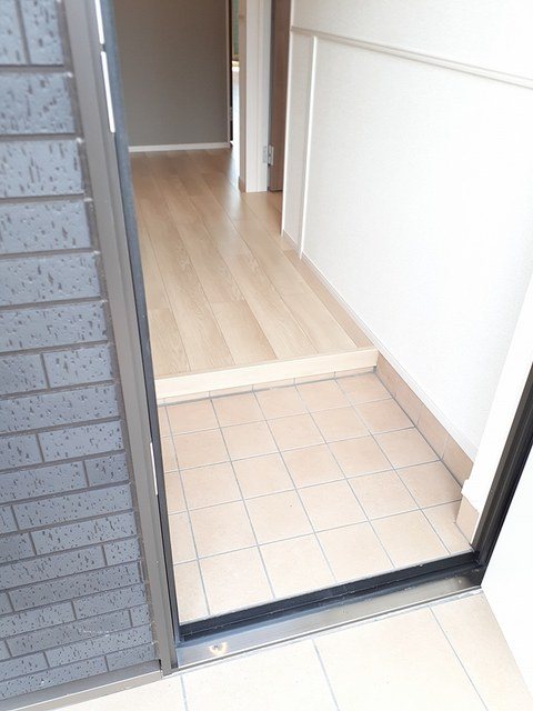 アルカディアK.K 玄関