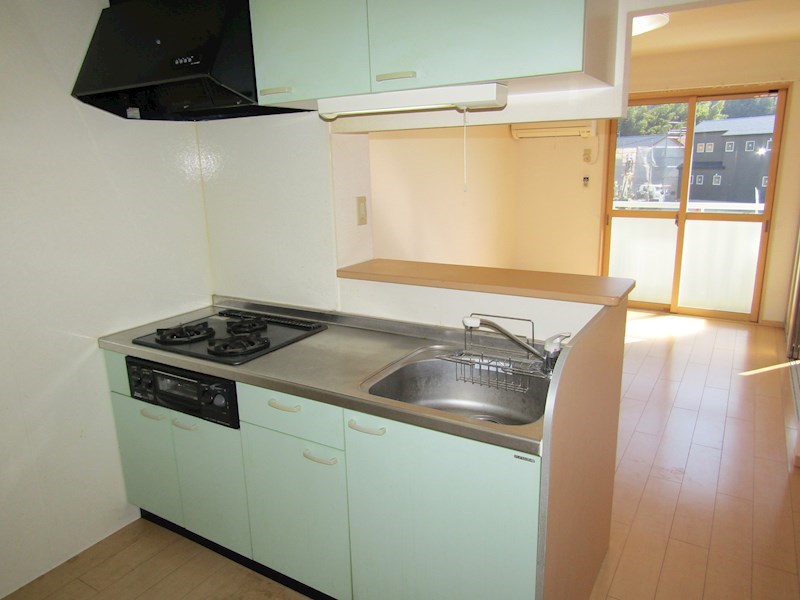 エミリオ キッチン