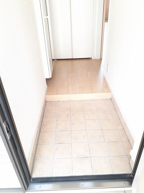 ルーラル朝倉　B 玄関