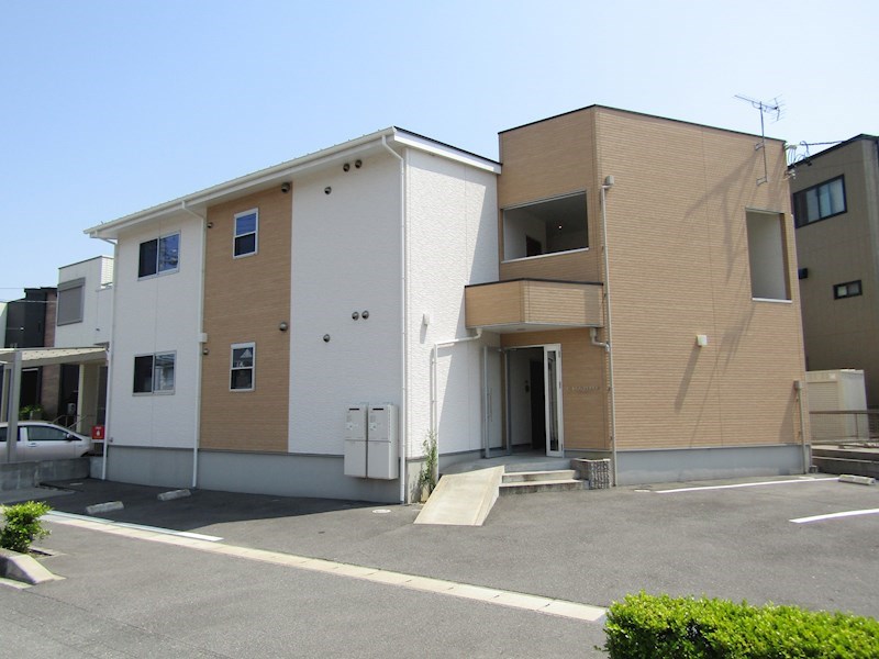 シャルム青山 101号室 外観