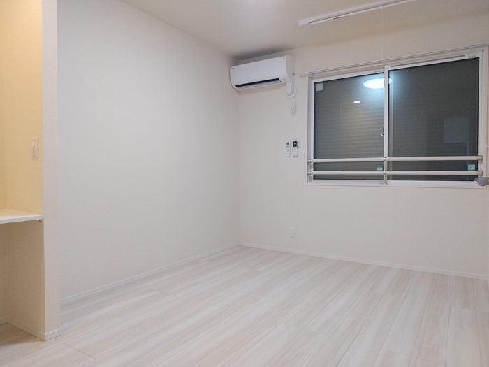 ラフィネ住吉 リビング