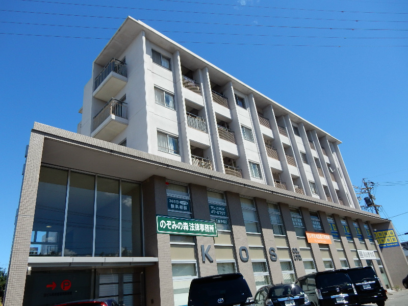 カネヒビル 302号室 外観