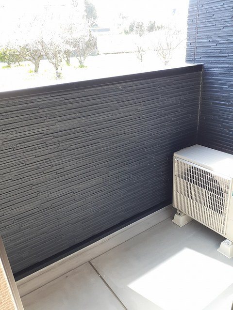 ミッドチタノーヴァⅢ ベランダ