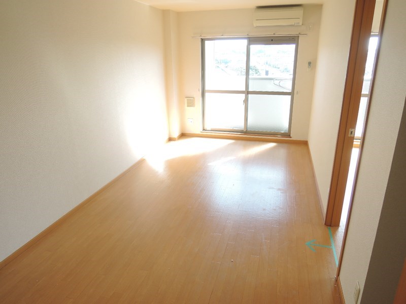 サンリッツ高宮 A リビング