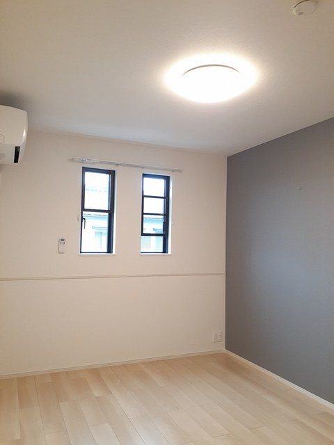 ネオ  エルブ  Ⅱ ベッドルーム