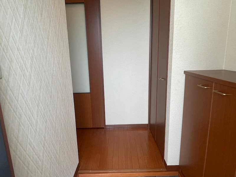 グレイス港町 玄関