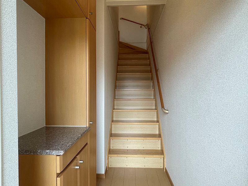 プロムナード壱番館 玄関