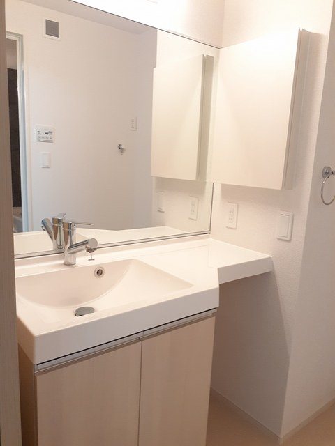 シャトル脇島 その他3