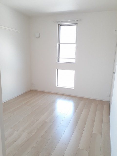 シャトル脇島 ベッドルーム