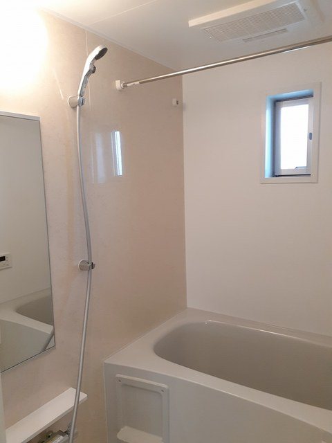 リビングフォレスト．T 風呂画像