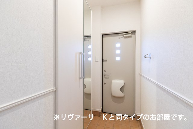 コート　ルーナ 玄関