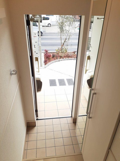 プリムローズⅥ 玄関