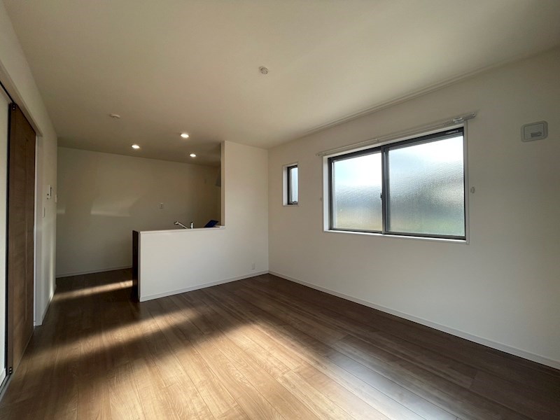 リーブルファイン新田町　1号棟 リビング