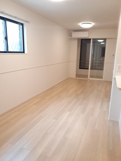 クレールC（知多市） リビング