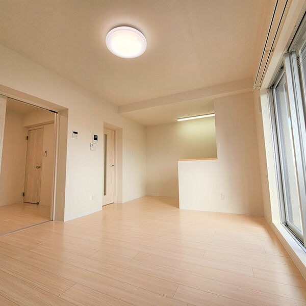 A・City常滑原松 リビング