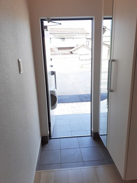 アンジェロ　セイス 玄関