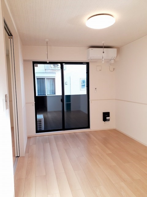 ブローテB リビング